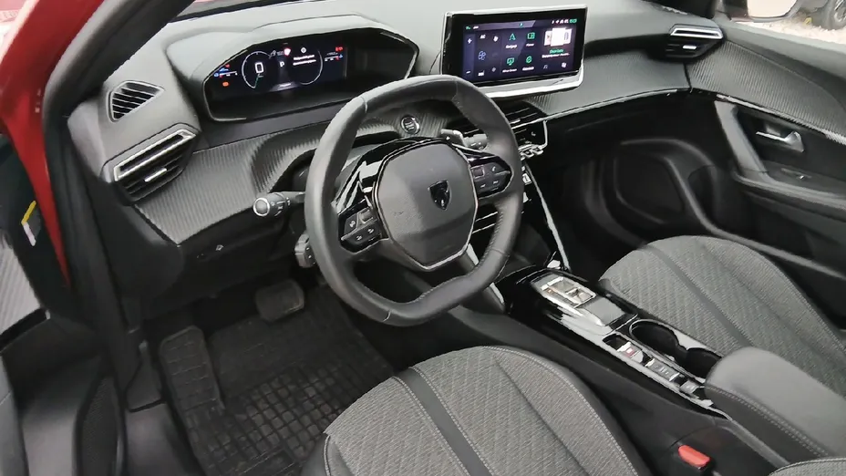 PEUGEOT 2008 2008 1.2 PureTech Allure S&S EAT8