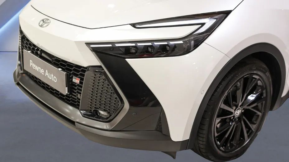 TOYOTA C-HR C-HR 2.0 Hybrid Dynamic Force GR Sport