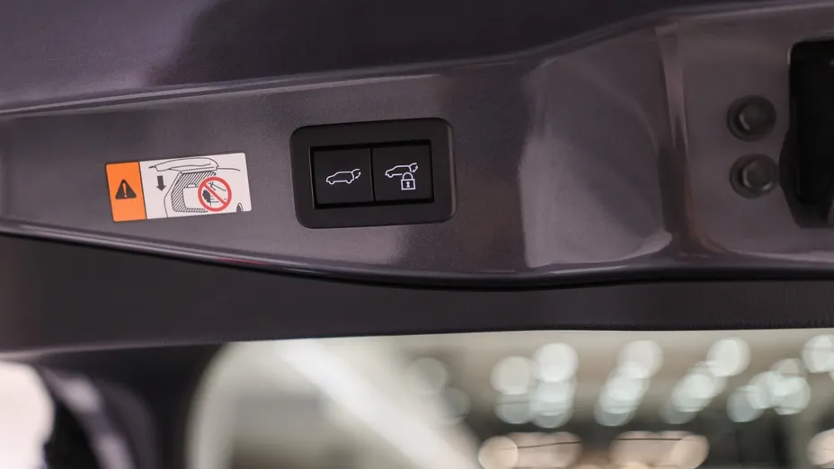 TOYOTA C-HR C-HR 2.0 Hybrid Dynamic Force Executive