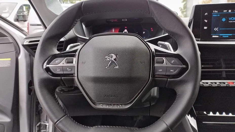 PEUGEOT 208 208 1.2 PureTech Allure S&S EAT8
