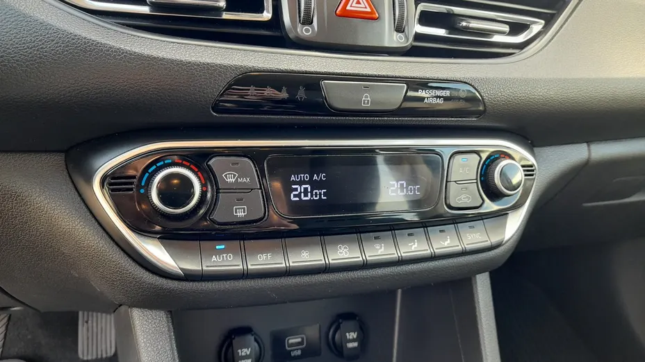 HYUNDAI i30 i30 1.5 DPI Comfort