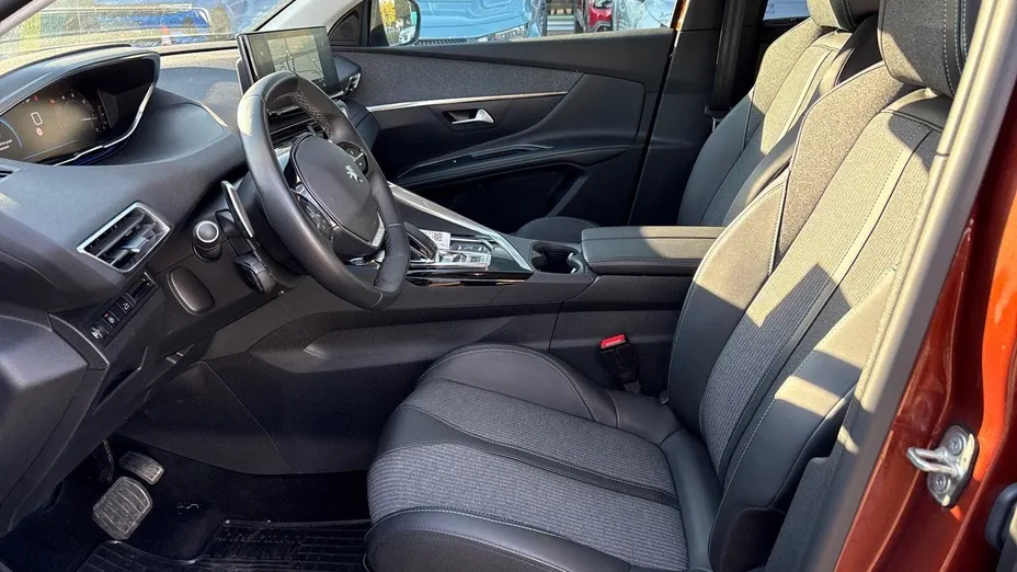 PEUGEOT 3008 3008 1.5 BlueHDi Allure S&S EAT8