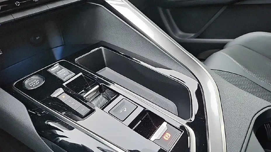 PEUGEOT 3008 3008 1.2 PureTech GT S&S EAT8