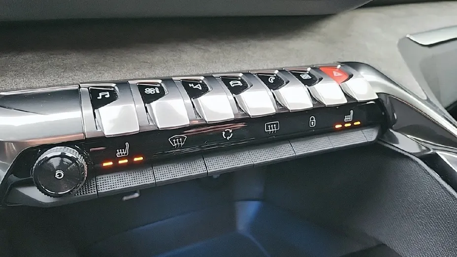 PEUGEOT 3008 3008 1.2 PureTech GT S&S EAT8