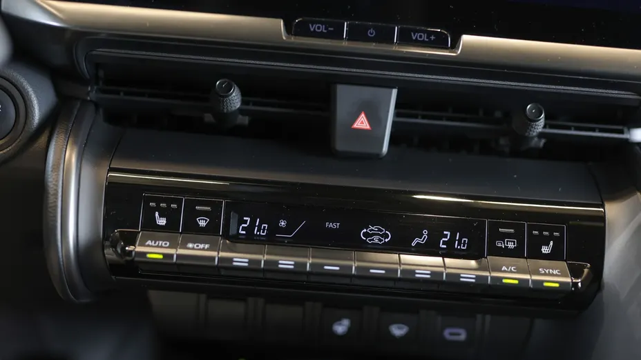 TOYOTA C-HR C-HR 2.0 Hybrid Dynamic Force Style