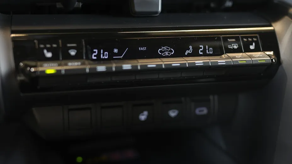 TOYOTA C-HR C-HR 2.0 Hybrid Dynamic Force Style