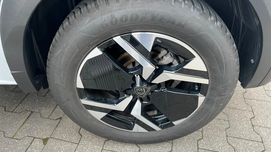 PEUGEOT 2008 2008 1.2 PureTech GT S&S EAT8