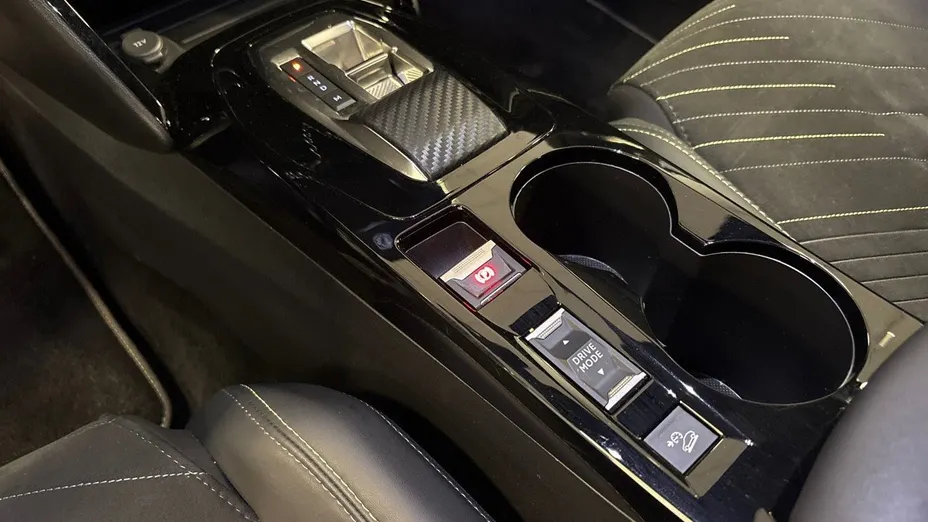 PEUGEOT 2008 2008 1.2 PureTech GT S&S EAT8