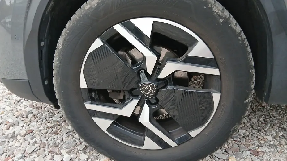 PEUGEOT 2008 2008 1.2 PureTech Allure S&S EAT8