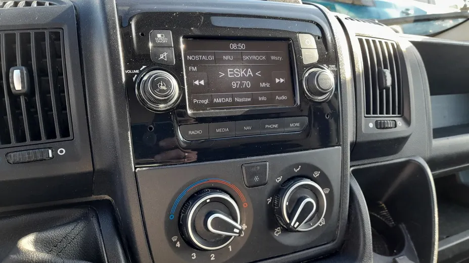 PEUGEOT Boxer Boxer 333 BlueHDi L2H2 Pro