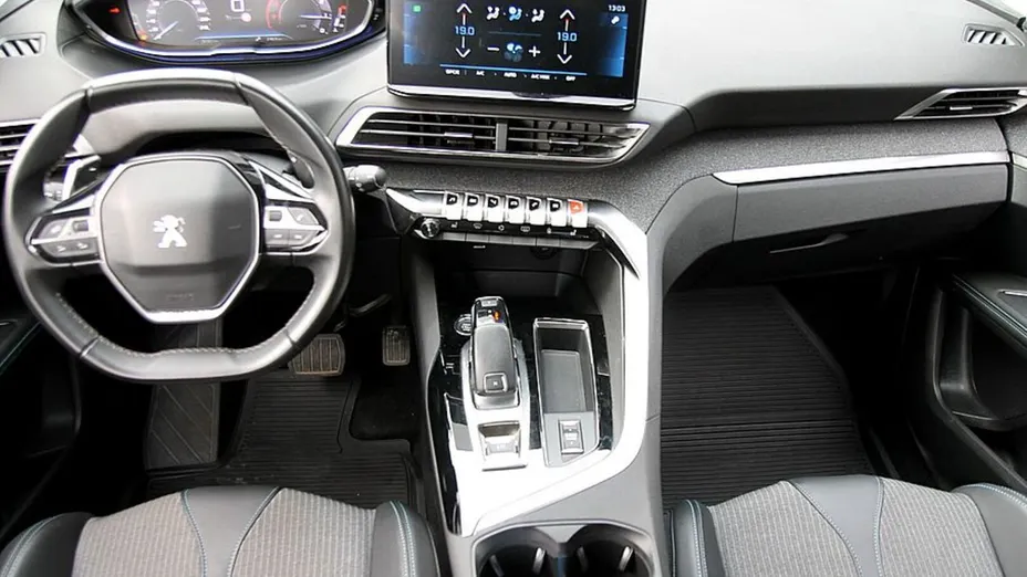 PEUGEOT 3008 3008 1.2 PureTech Allure Pack S&S EAT8