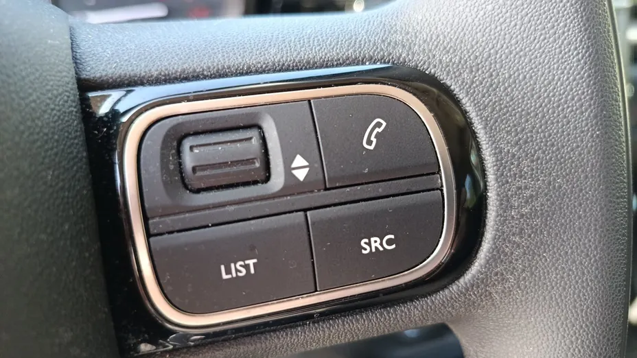 CITROEN C3 C3 1.2 PureTech Shine EAT6