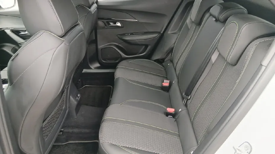 PEUGEOT 2008 2008 1.2 PureTech GT S&S EAT8