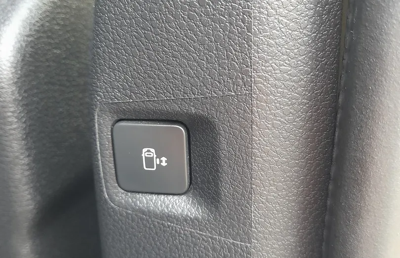 PEUGEOT Traveller Traveller 2.0 BlueHDi Long Business EAT8