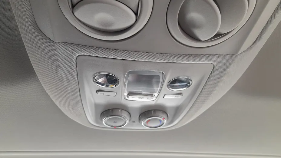 PEUGEOT Traveller Traveller 2.0 BlueHDi Long Business EAT8