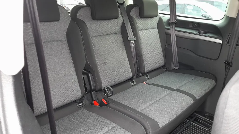 PEUGEOT Traveller Traveller 2.0 BlueHDi Long Business EAT8