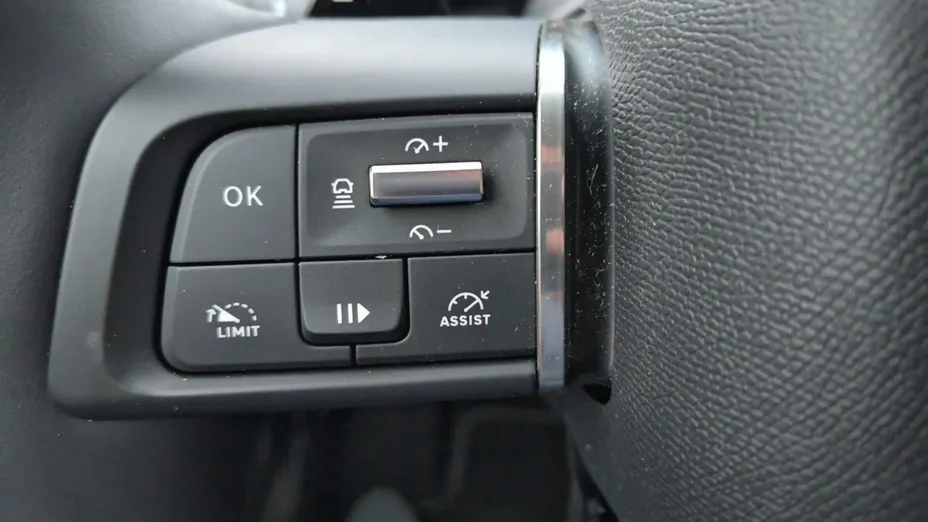 CITROEN C4 X C4 X 1.2 mHEV Max eDCT6