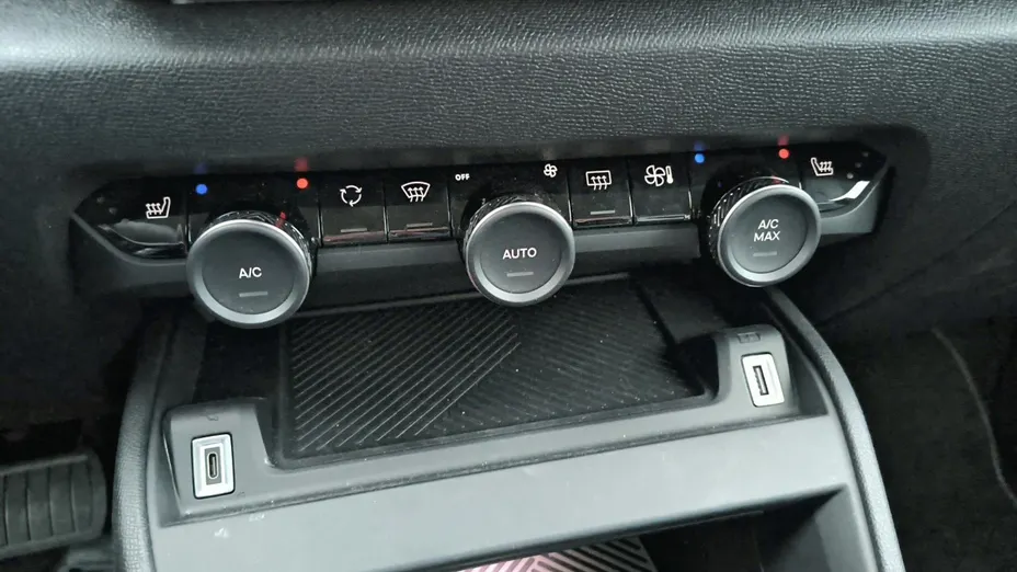 CITROEN C4 X C4 X 1.2 mHEV Max eDCT6