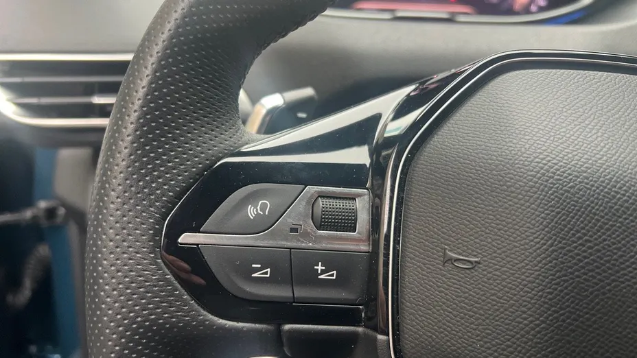 PEUGEOT 5008 5008 1.5 BlueHDi GT S&S EAT8