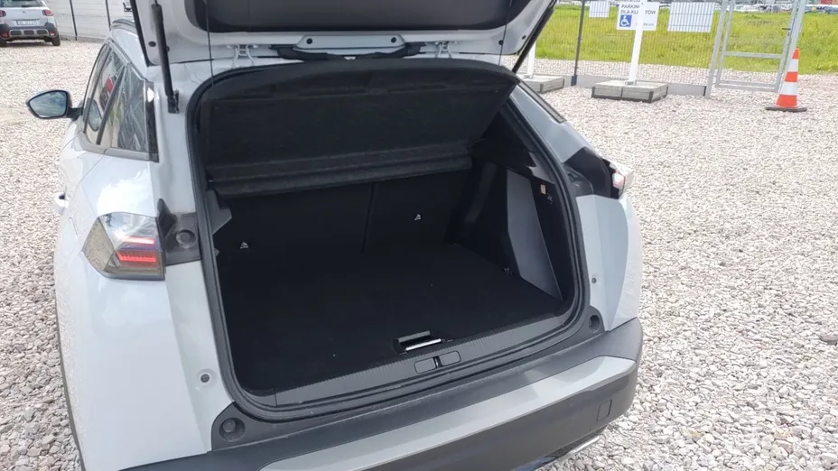 PEUGEOT 2008 2008 1.2 PureTech Allure S&S EAT8