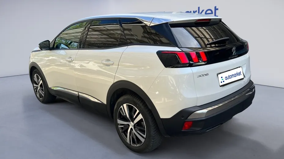 PEUGEOT 3008 3008 1.2 PureTech Allure S&S EAT8