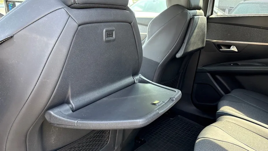 PEUGEOT 5008 5008 1.5 BlueHDi Allure Pack S&S EAT8