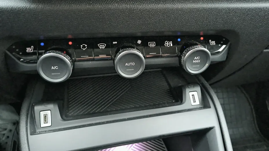 CITROEN C4 C4 1.2 PureTech Max S&S EAT8