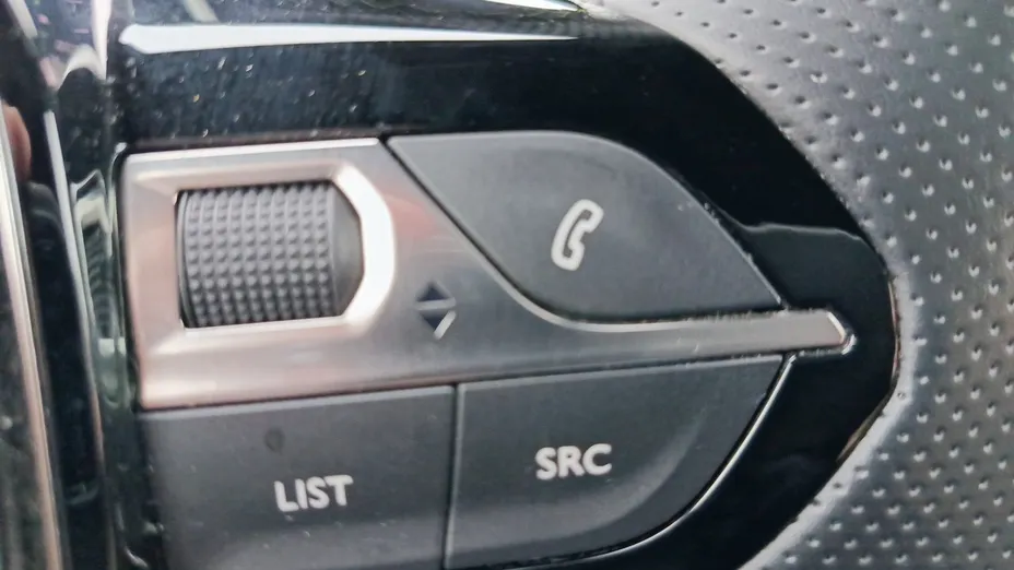 PEUGEOT 2008 2008 1.2 PureTech GT S&S EAT8