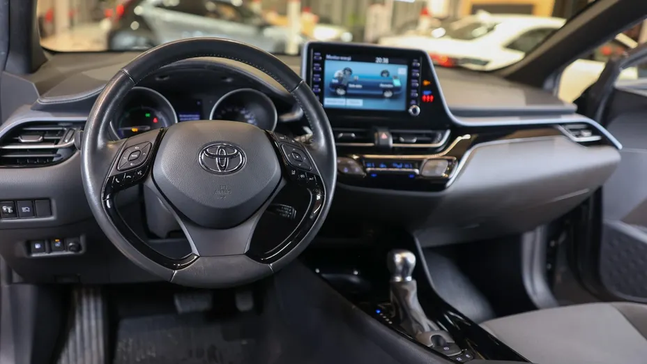 TOYOTA C-HR C-HR 1.8 Hybrid Style