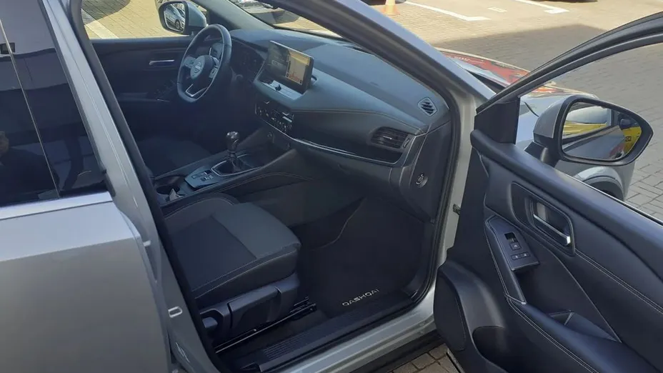 NISSAN Qashqai Qashqai 1.3 DIG-T mHEV N-Connecta