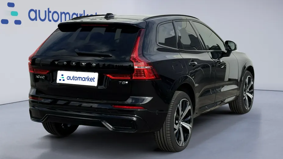 VOLVO XC60 XC60 T8 Plug-In Hybrid AWD Ultra Dark aut
