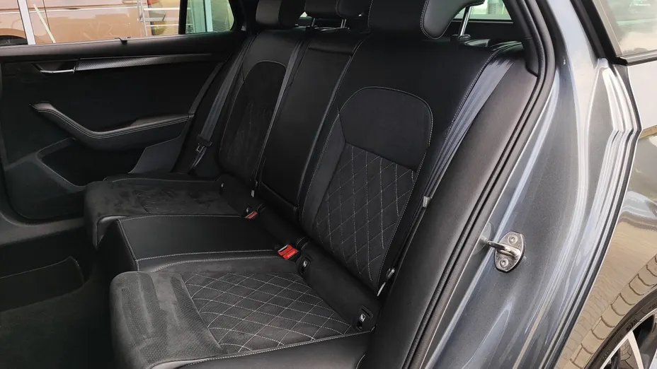 SKODA Superb Superb 2.0 TSI 4x4 Sportline DSG
