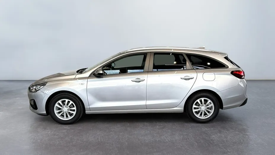 HYUNDAI i30 i30 1.5 DPI Classic +