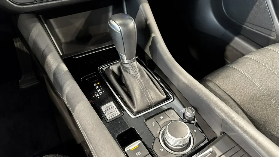 MAZDA 6 6 2.0 Center-Line aut