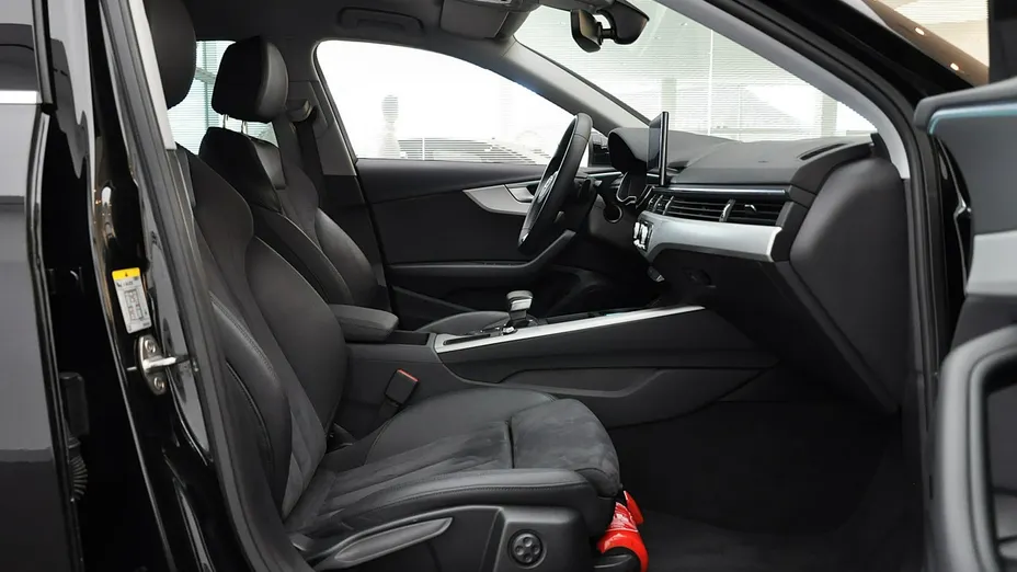 AUDI A4 A4 40 TFSI mHEV Advanced S tronic