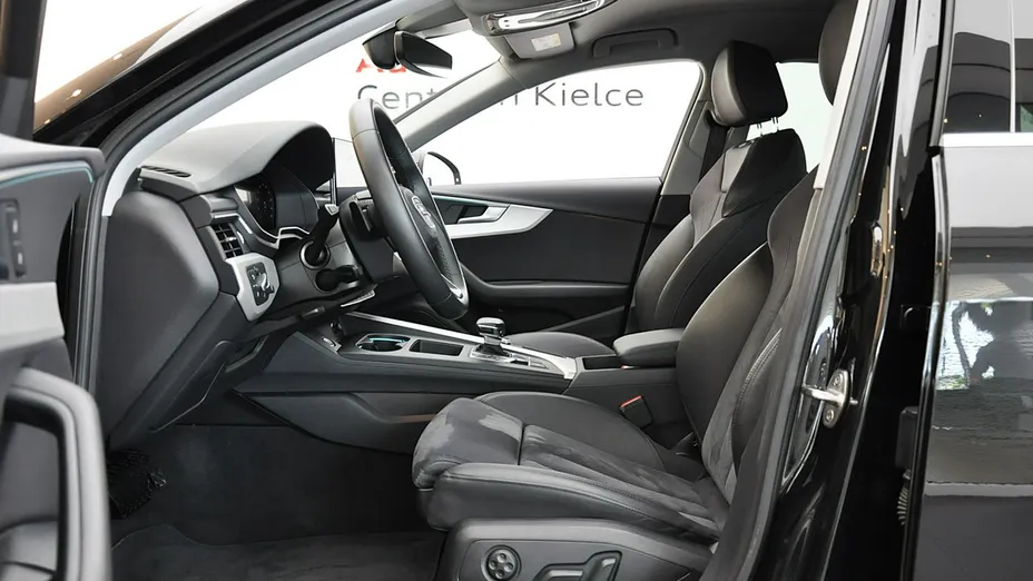 AUDI A4 A4 40 TFSI mHEV Advanced S tronic