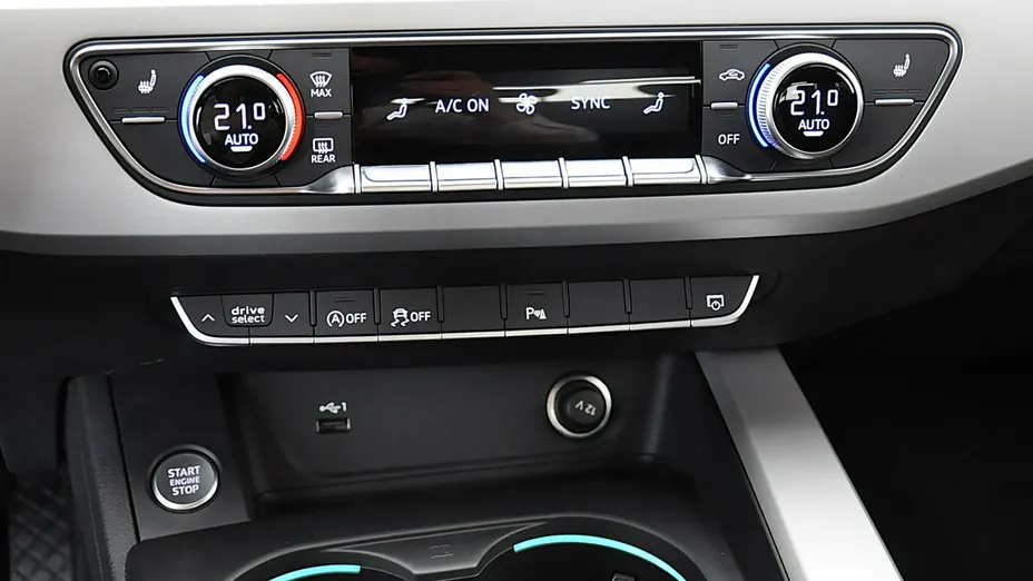 AUDI A4 A4 40 TFSI mHEV Advanced S tronic