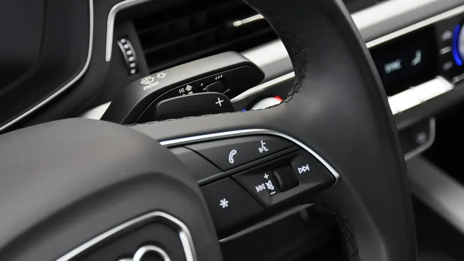 AUDI A4 A4 40 TFSI mHEV Advanced S tronic