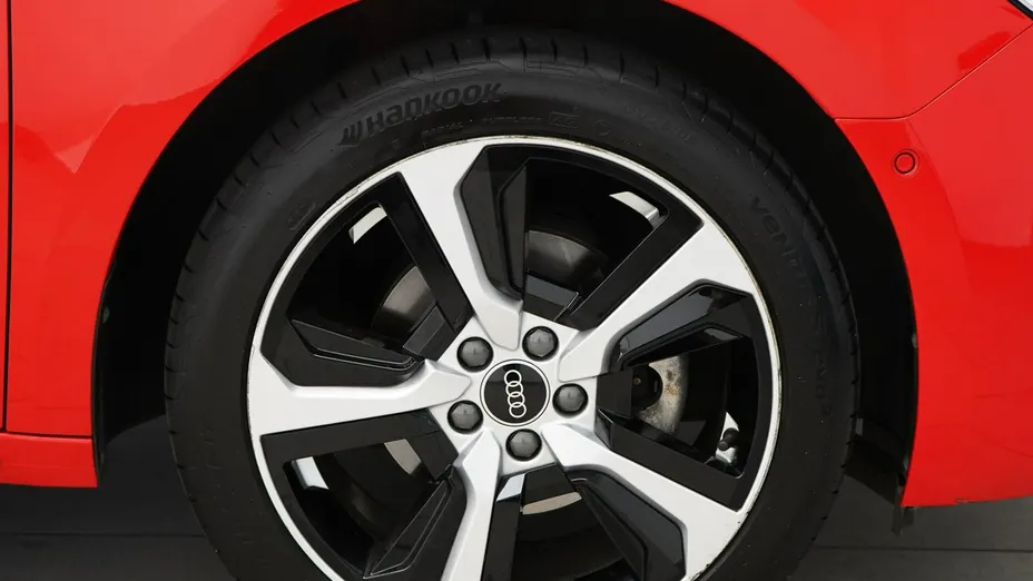 AUDI A1 A1 30 TFSI Advanced S tronic