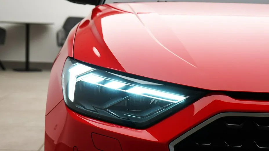AUDI A1 A1 30 TFSI Advanced S tronic