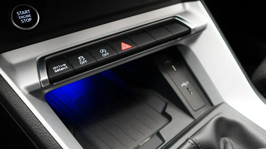 AUDI Q3 Q3 35 TFSI Advanced