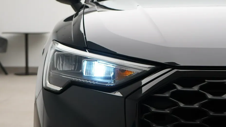 AUDI Q3 Q3 35 TFSI Advanced