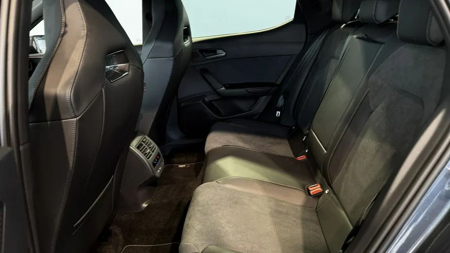 CUPRA Leon Leon 1.5 eTSI DSG