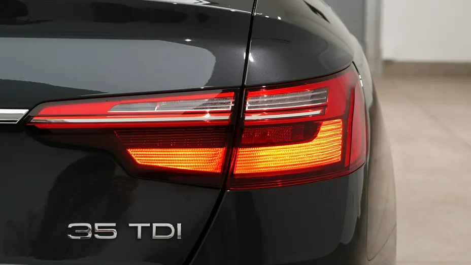 AUDI A4 A4 35 TDI mHEV S tronic