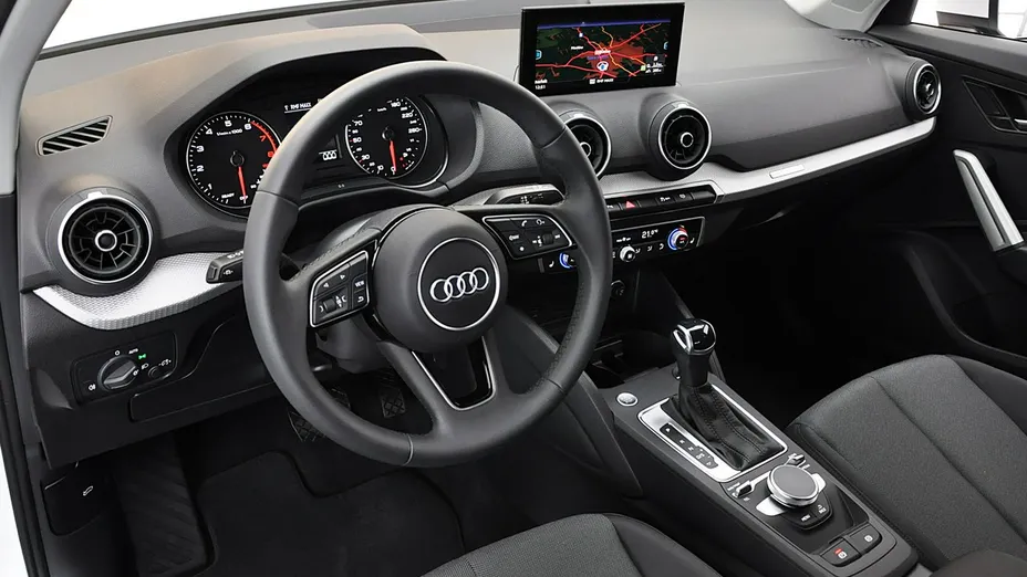 AUDI Q2 Q2 35 TFSI Advanced S tronic