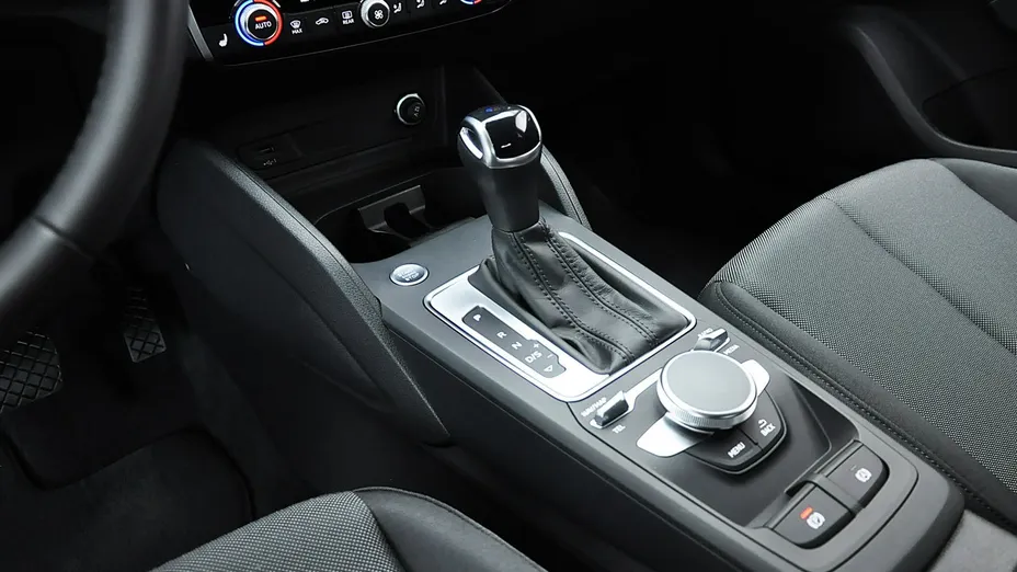 AUDI Q2 Q2 35 TFSI Advanced S tronic