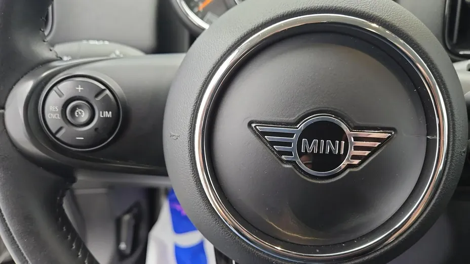 MINI [BMW] Countryman Cooper D aut