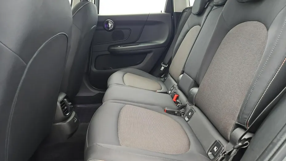 MINI [BMW] Countryman Cooper D aut