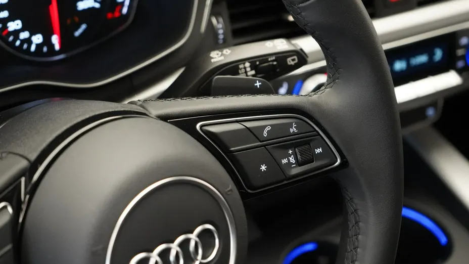 AUDI A4 A4 40 TFSI mHEV Advanced S tronic