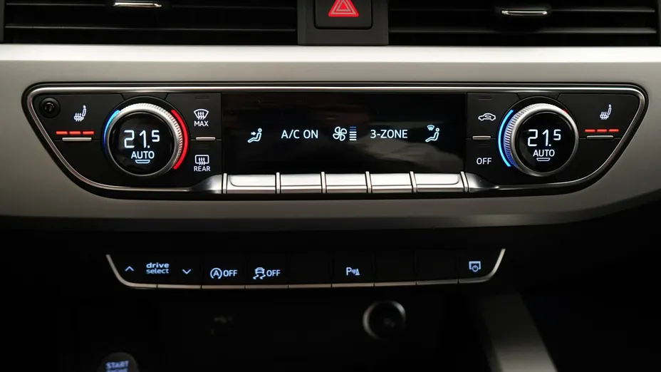 AUDI A4 A4 40 TFSI mHEV Advanced S tronic
